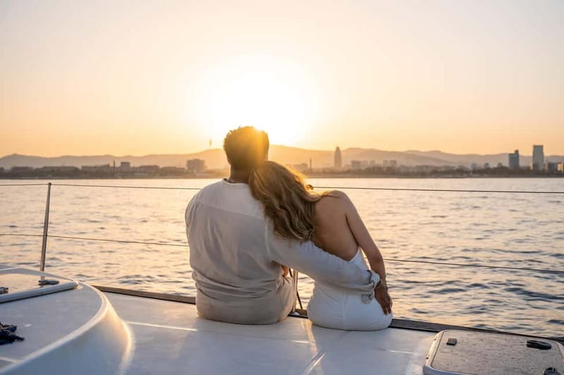 Barcelona: Sunset Catamaran Cruise with Wine and Tapa - What this Barcelona sunset cruise is really like