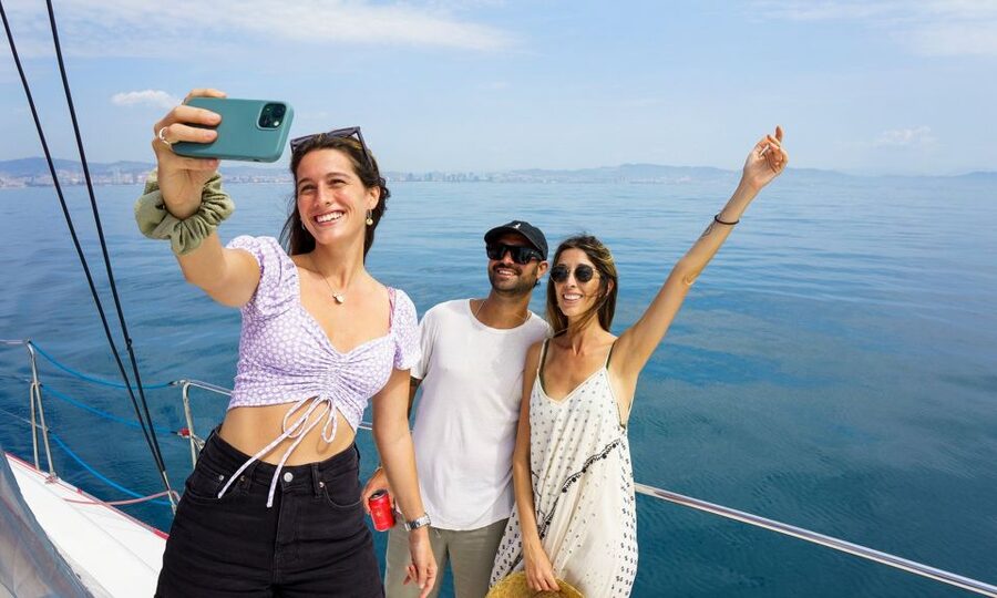Barcelona: Sunset or Day Catamaran Cruise with Tapa & Drink - Key points to know before you book