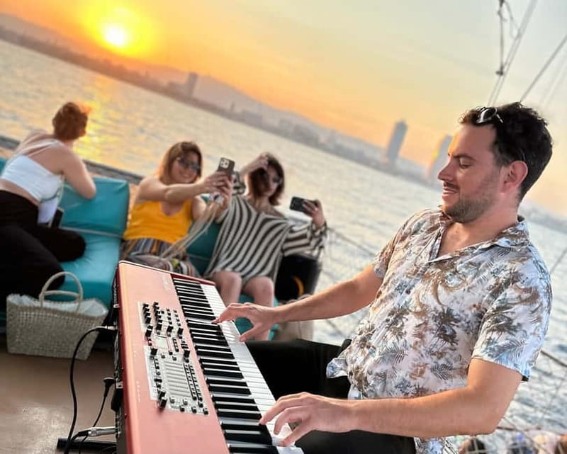 Barcelona: Sunset Sailing Cruise with Live Music - Key points to know before you book
