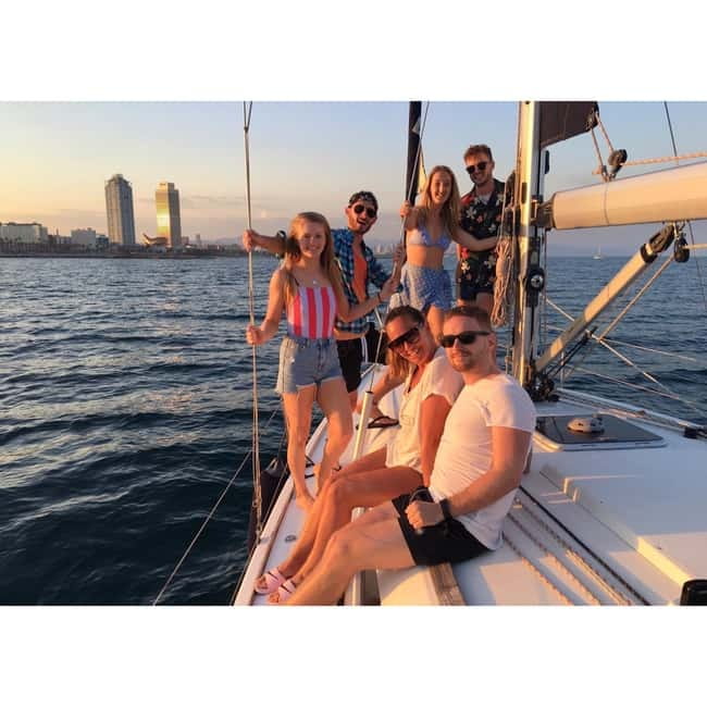 Barcelona: Sunset Skyline Cruise with Cava and Snacks - Why the Sunset Timing Matters