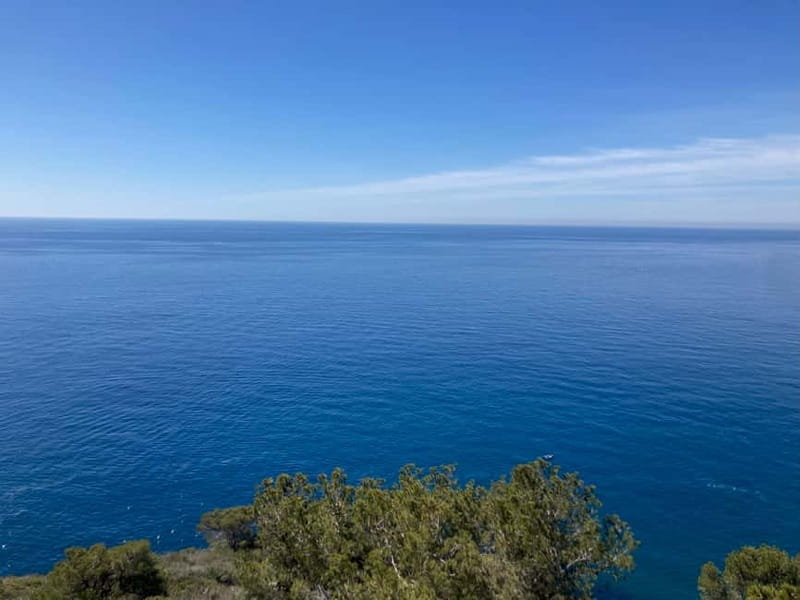 Barcelona: Tossa de Mar & Costa Brava boat, very small group - Who should book this Costa Brava day trip?