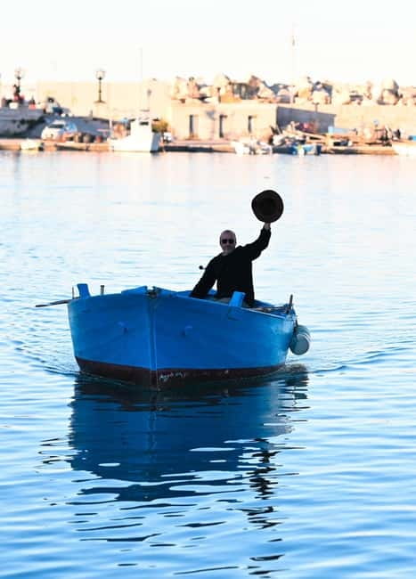 Bari:Private Boat Trip over "Gozzovigliando", fishermen boat - Swimming in the Adriatic, when conditions allow