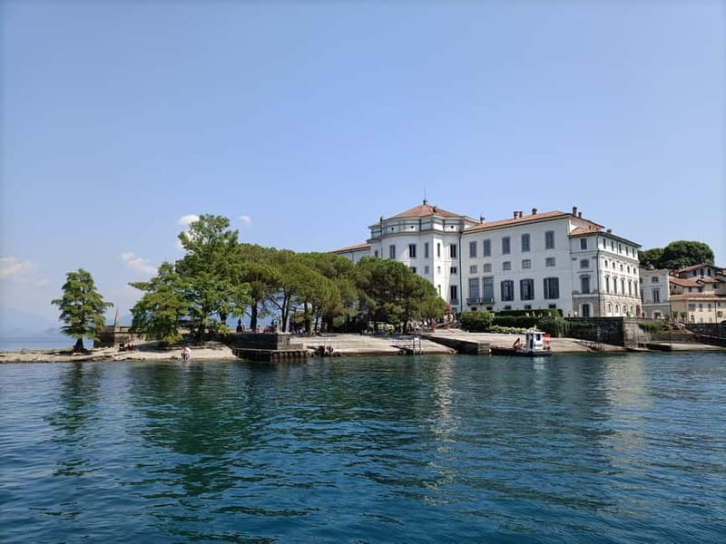 Baveno: Hop-On Hop-Off Boat Tour to 3 Borromean Islands - Isola Madre and its English-style gardens