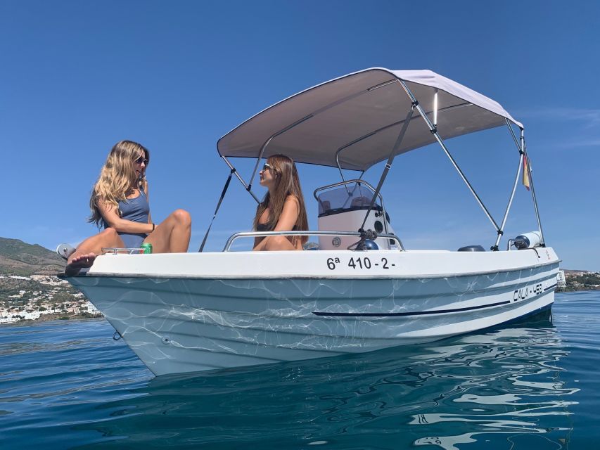 Benalmádena: Costa del Sol License-Free Boat Rental - Dolphin watching with realistic expectations