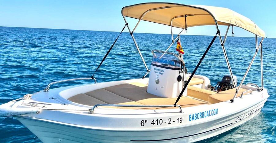 Benalmádena: Costa del Sol License-Free Boat Rental - Fishing and the simple pleasure of being outside