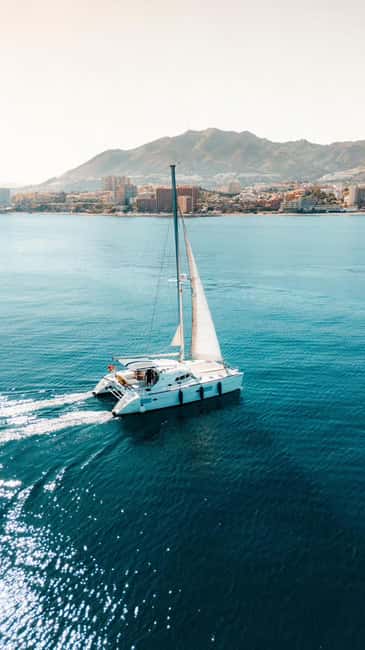 Benalmádena: Sailing & Dolphin Watching with Snacks/Drinks - The two-hour route along the Costa del Sol