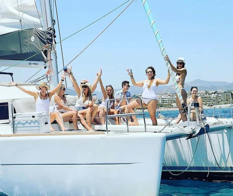 Benalmádena: Sailing & Dolphin Watching with Snacks/Drinks - Drinks, food, and the snack question