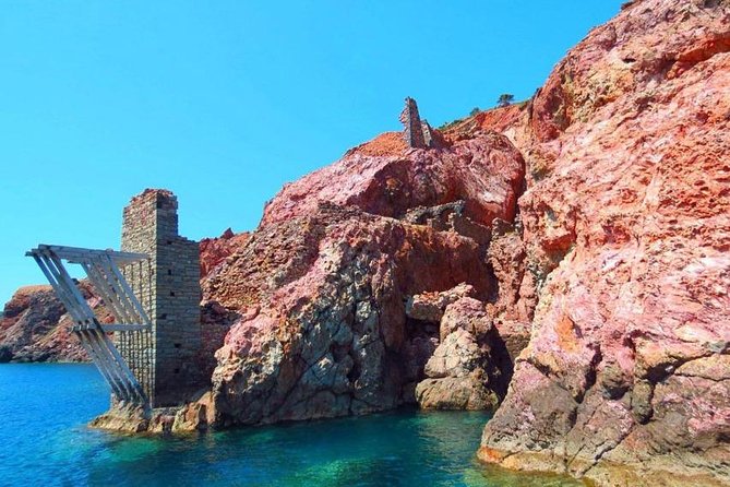 Best of Milos and Poliegos Catamaran snorkelling Cruise with BBQ - Food, drinks, and the feel on board