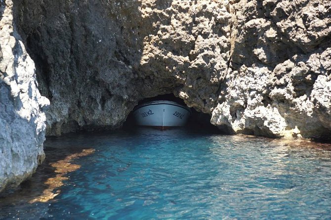 Blue Cave & Vis Island speedboat tour from Hvar - Leaving Hvar for Budikovac’s Blue Lagoon