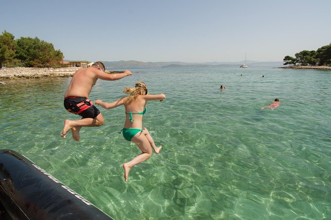 Blue Lagoon & 3 Islands Small-Group Speedboat Tour - Timing, weather, and what to pack