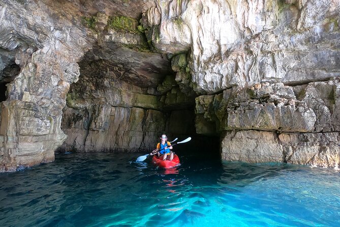 BOAT & KAYAK! Sea Adventure - Snorkeling & Cliff Jumps - Rocky passages and the sea cave