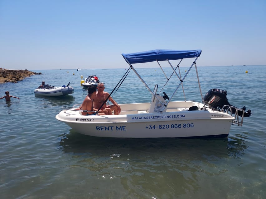 Boat rental without a license in Malaga city for 1-6 people. - Arriving at Playa del Palo from central Malaga