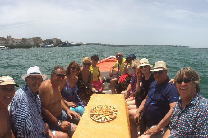 Boat tour of Ortigia Island and sea caves - What you see while circling Ortigia