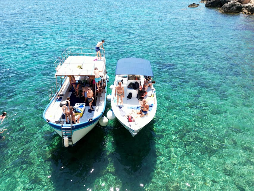 Boat tour to Favignana & Levanzo with Tastings and Swim stop - Crossing to Levanzo for swimming and local food
