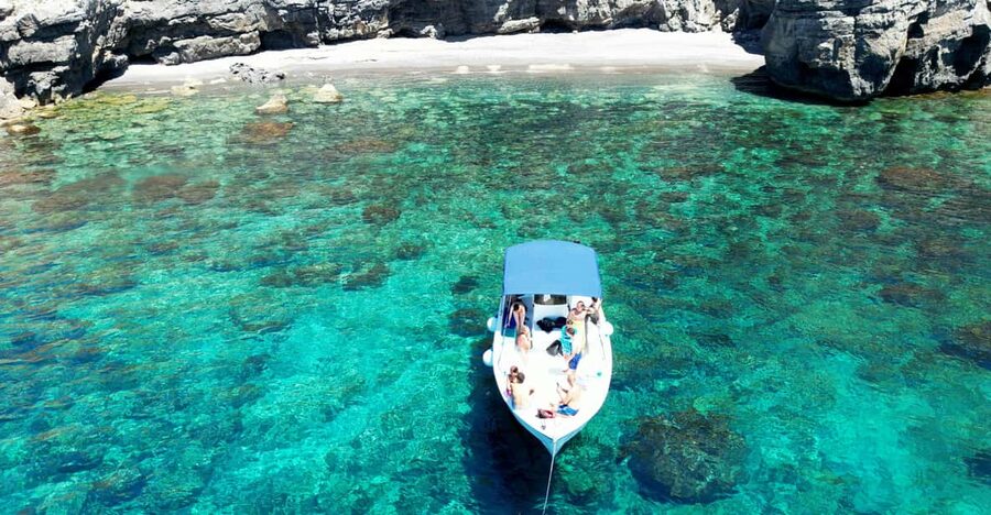 Boat tour to Favignana & Levanzo with Tastings and Swim stop - What the boat setup means for your day