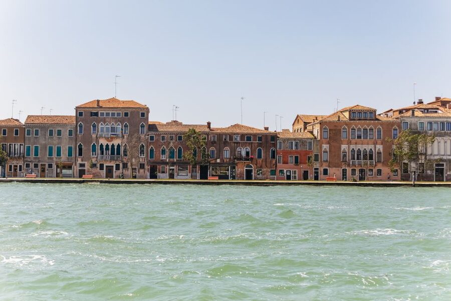 Boat Trip: Glimpse of Murano, Torcello & Burano Islands - Who should book this island cruise?