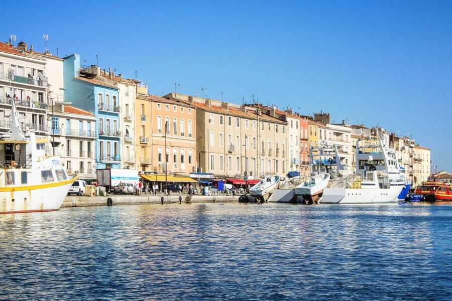 Boat walk in Sete on the singular island 1 hour - Who Should Book This Sète Canal Tour?