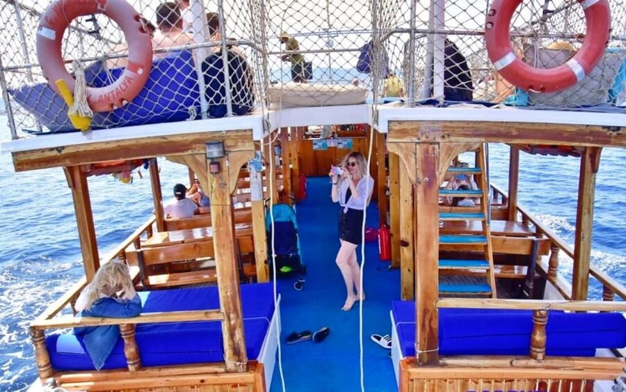 Bodrum Boat Tour with Lunch: Beaches and Islands - How much information will you get?