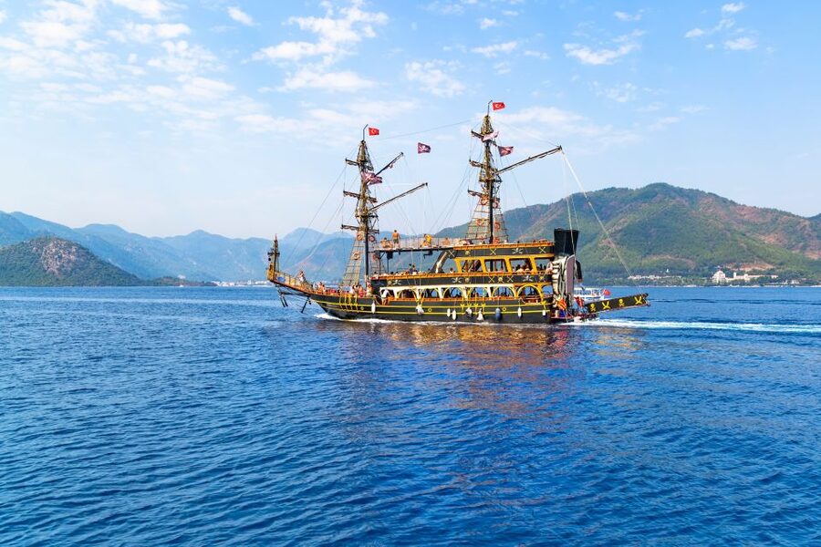Bodrum: Family-Friendly Pirate Boat Day with Lunch & Drinks - Key points before you book