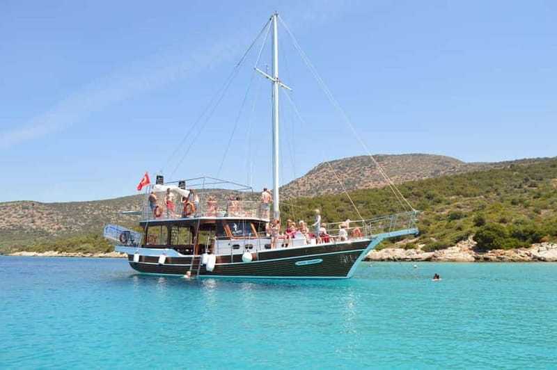 Bodrum: Orak or Black Island Boat Tour with Lunch - Black Island Cave Hot Spring: warm water with an extra fee
