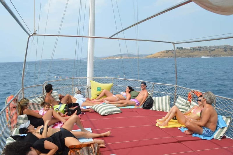 Bodrum: Orak or Black Island Boat Tour with Lunch - Red Bay adds fruit and a quieter pause