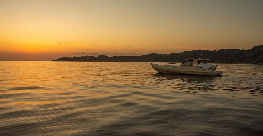 Bonifacio: Sunset Aperitif Dining Boat Tour - Practical tips for a smoother evening