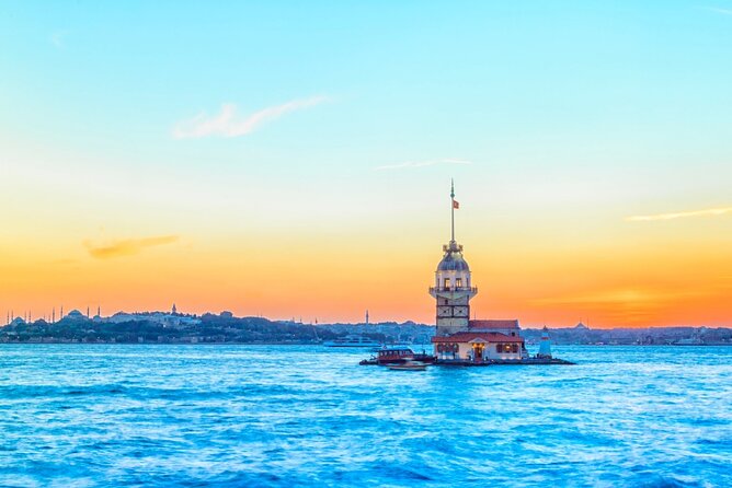 Bosphorus Evening Cruise: Dinner, Live Shows & Private Table - The Bosphorus sights after dark