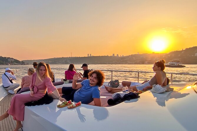 Bosphorus Sunset Yacht Experience: Istanbul’s Best - Who will enjoy this yacht cruise most?