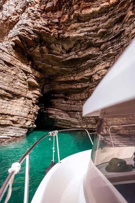 Budva Bay: Boat Tour with Snorkeling and Sightseeing - The Island Stop: Snorkeling or a Simple Swim