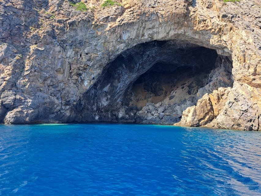 Buggerru: Boat Excursions Mines in the Blue - Who should book this boat trip?