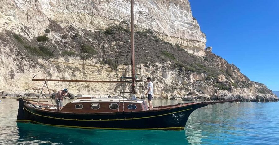 Cagliari: Classic Boat tour along the gulf with tasting. - Cala Bernat and the first clear-water swim