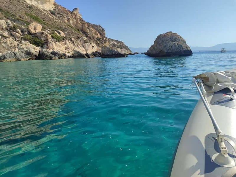 Cagliari: Devil's saddle boat tour, 4 stops and prosecco - Getting there and preparing for the boat
