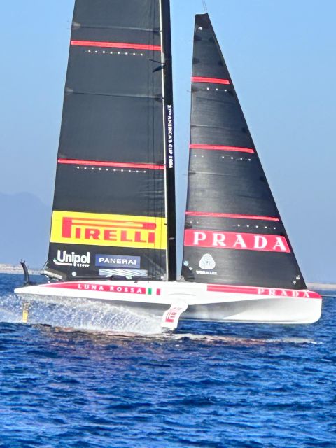 Cagliari: Sailing tour to Devil's Saddle aboard Merak - More Sailing Along the Gulf and Poetto Beach