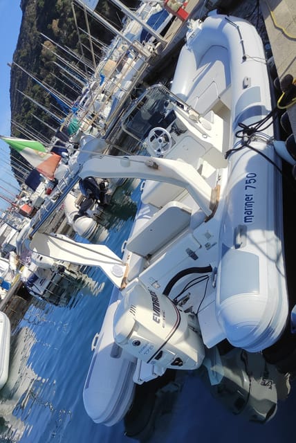 Cagliari: Sella del Diavolo Boat Magic Tour Drinks & Snacks - The swimming and snorkeling are short but memorable
