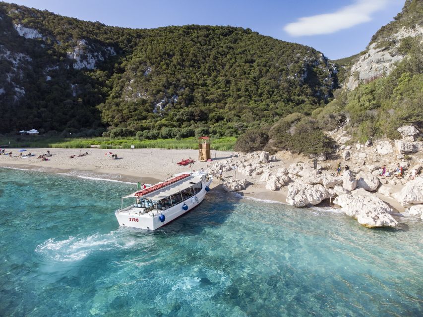 Cala Gonone: Boat ride to Cala Luna beach - What to bring for four hours by the sea