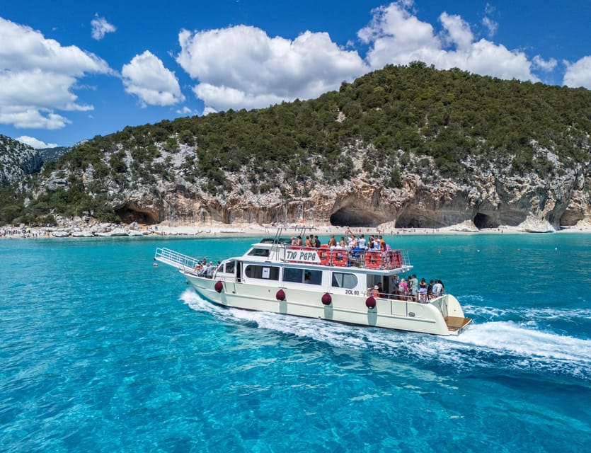 Cala Gonone:Cruise in the Gulf of Orosei with Cala Goloritzé - The aperitif and onboard bar