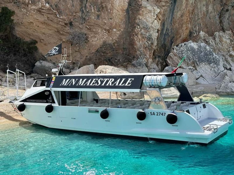 Cala Gonone: Gulf of Orosei Cruise with Cala Goloritzè - The boat ride and the changing route
