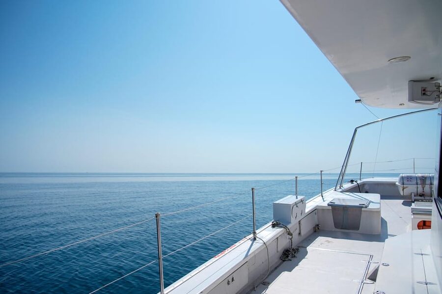 Calpe: Catamaran Tour with Optional Swim Stop - Getting close to Peñon de Ifach