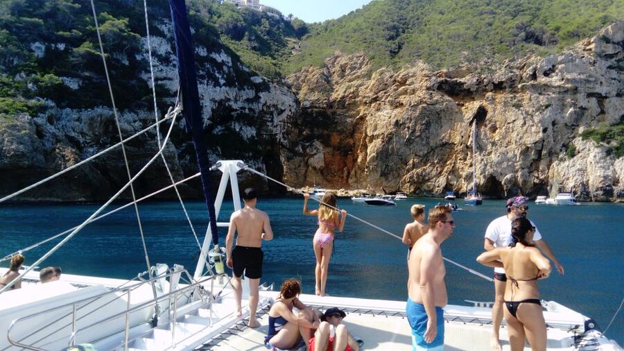 Calpe: Sailing Catamaran with Lunch - Who will enjoy this Calpe catamaran cruise?