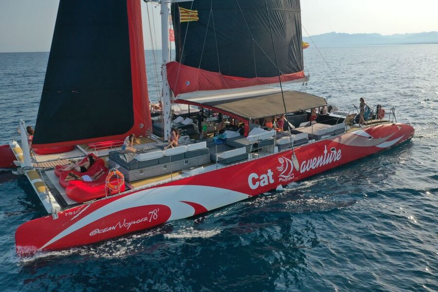 Cambrils: Catamaran Cruise with Drinks and BBQ Lunch Option - Setting out from Cambrils