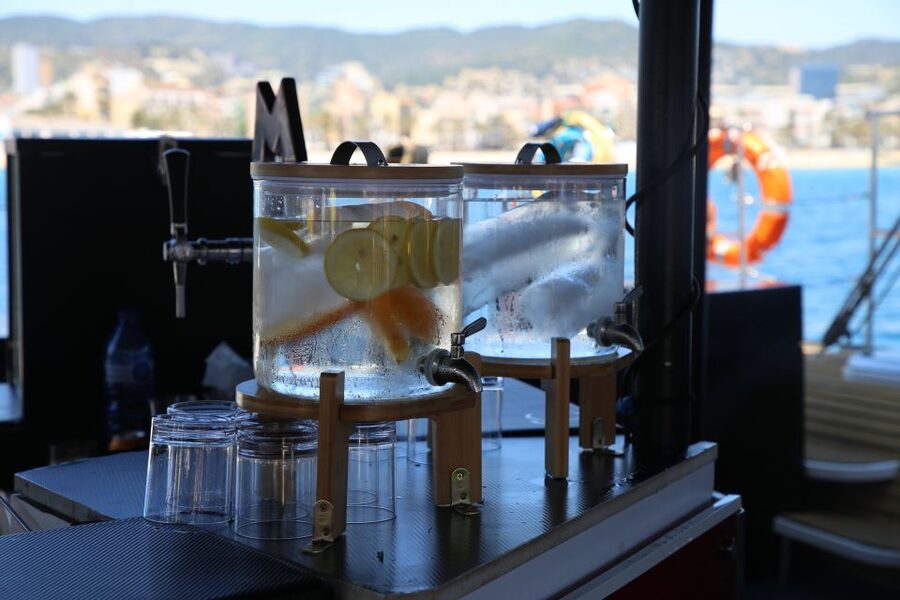 Cambrils: Catamaran Cruise with Drinks and BBQ Lunch Option - Food, BBQ, and the drinks selection