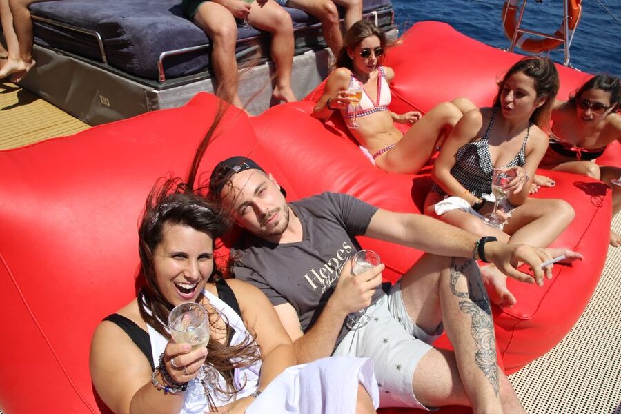 Cambrils: Catamaran Day Cruise with BBQ and Drinks - Crew, language, and the real mood onboard