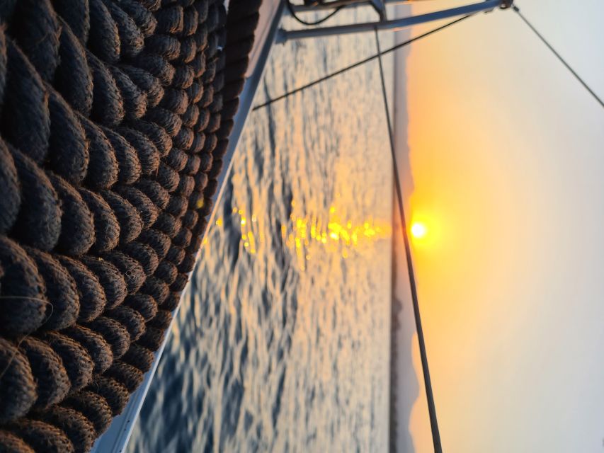 Cambrils: Costa Dorada Sunset Catamaran Cruise with Drinks - Should you book the Cambrils sunset catamaran cruise?