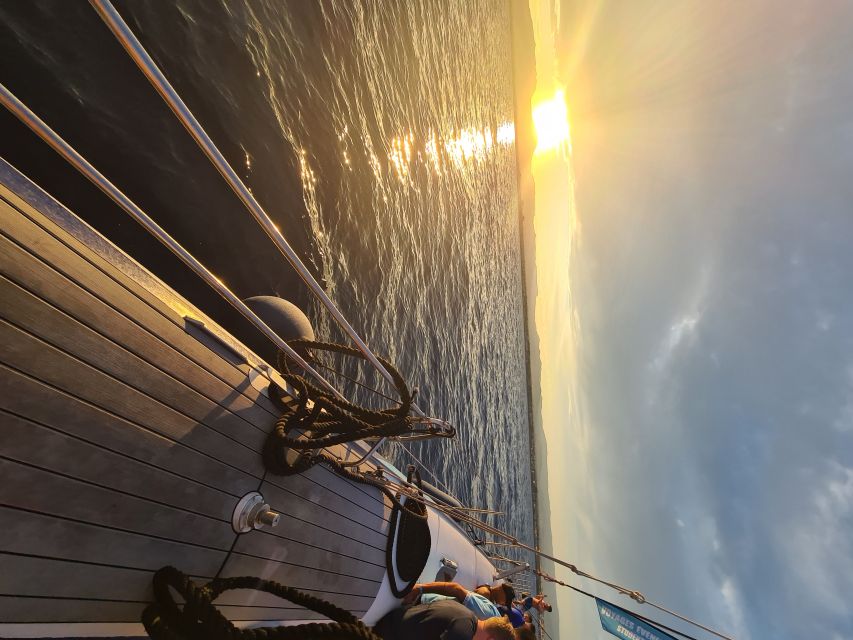 Cambrils: Costa Dorada Sunset Catamaran Cruise with Drinks - The main drawbacks to weigh