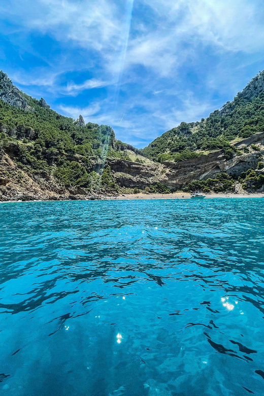Can Picafort: 3h Private Boat – Caves & Snorkeling - Is $117 per person good value?