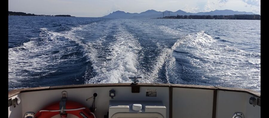Cannes: Private Boat Trip to Lerins Islands & Cap d'Antibes - The boat, comfort, and family appeal