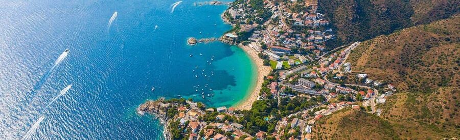Cap Norfeu: Costa Brava Catamaran Trip with Underwater Views - Should you book the Cap Norfeu catamaran?
