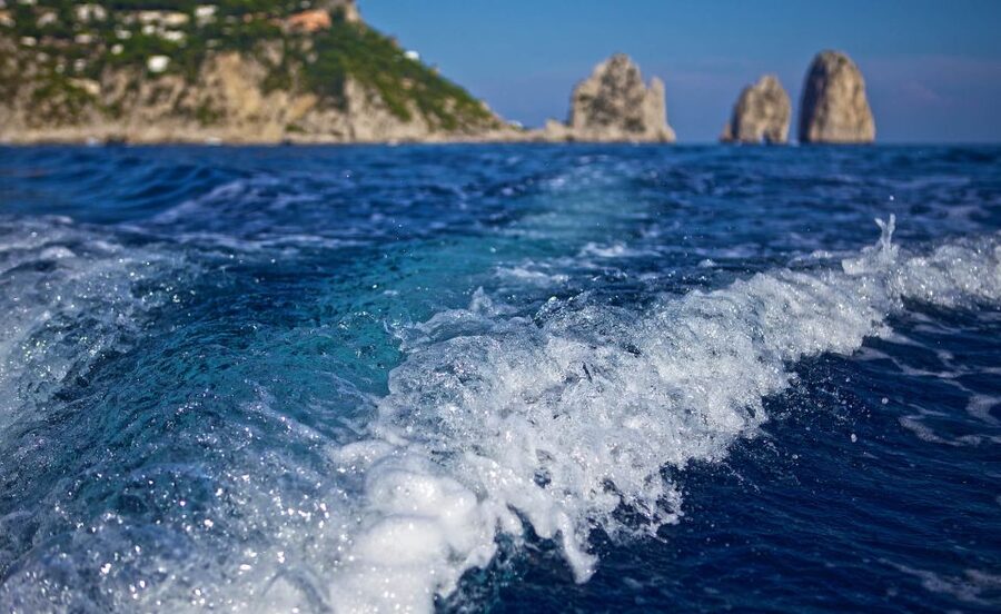 Capri: 2-Hour Boat Tour with Happy Hour - Starting at Marina Grande at 1:30pm