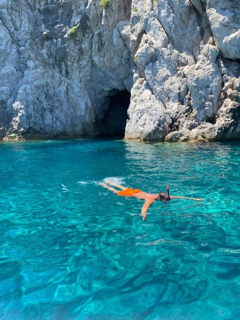 Capri: 3-Hour Private Boat Tour with Blue Grotto Visit - Meeting Pasquale at Marina Grande