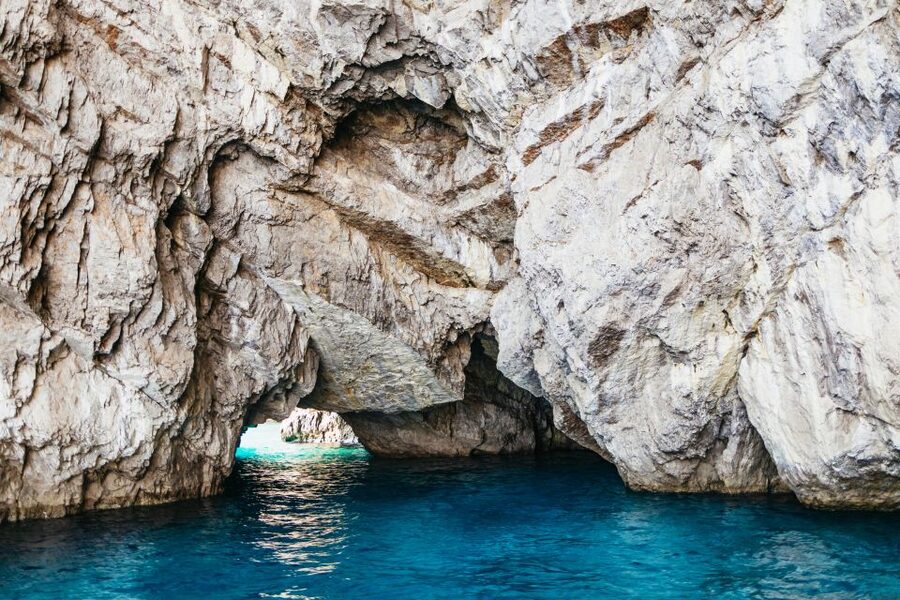 Capri: Island Boat Trip with Grottos - White Grotto, Green Grotto, and the small caves
